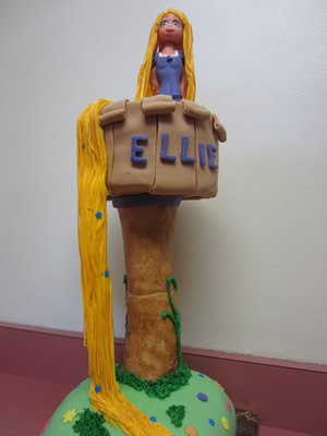 Tangled Cake