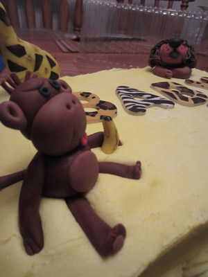 Baby Shower Zoo Cake