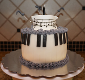 Piano Cake