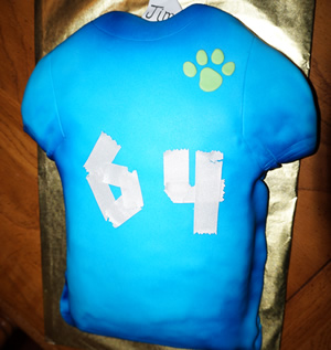 Tee Shirt Cake